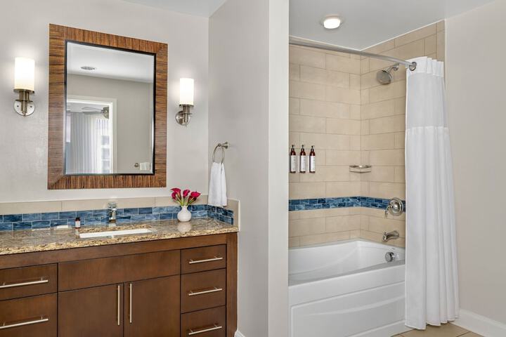 Marriotts Crystal Shores