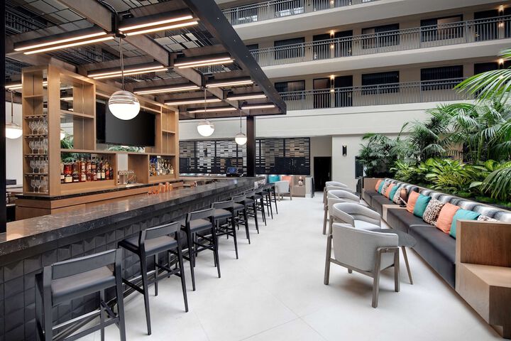 Embassy Suites by Hilton San Rafael at Marin Center