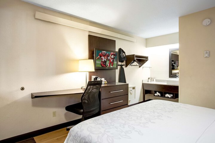 Room 22 of 33