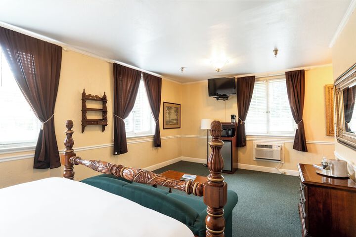 Lake Lure Inn & Spa