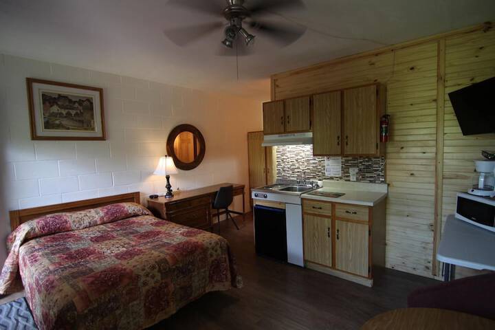 Room 26 of 33