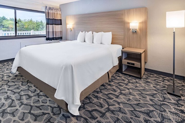 Ramada by Wyndham West Atlantic City