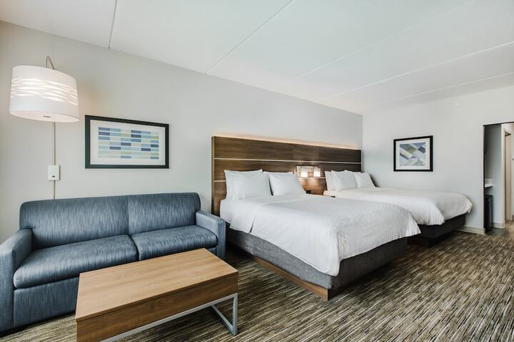 Room 58 of 107
