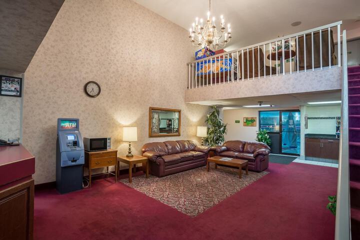 Room 11 of 39