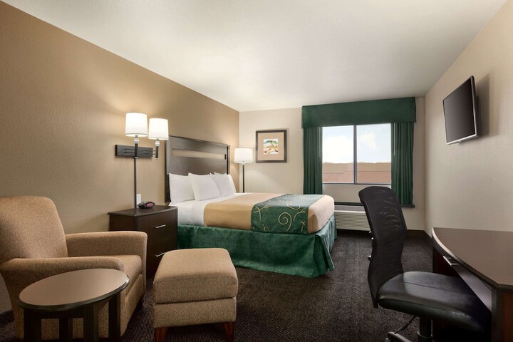 Room 16 of 20