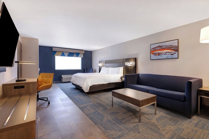 Holiday Inn Express & Suites Moab by IHG