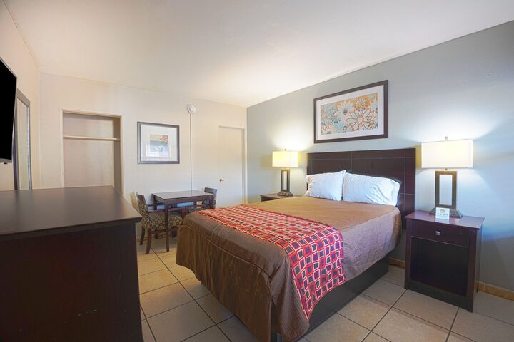 Room 114 of 126