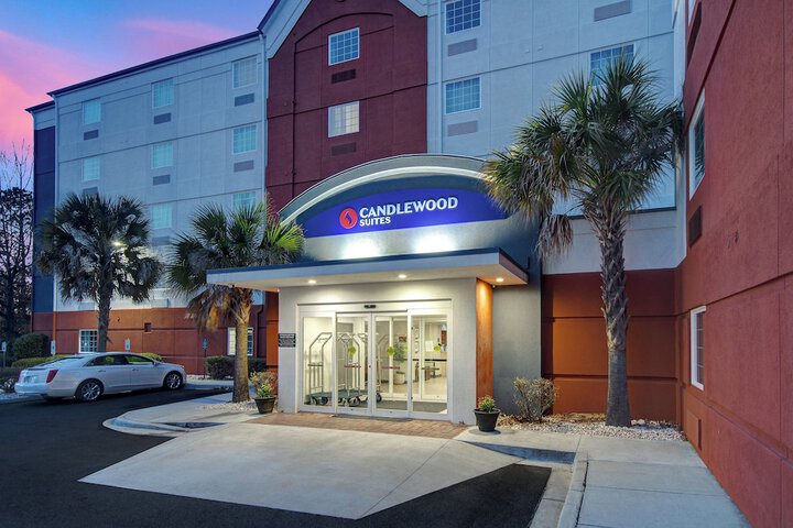 Hotel 5 of 61