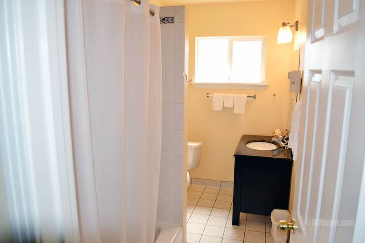 Room 16 of 31