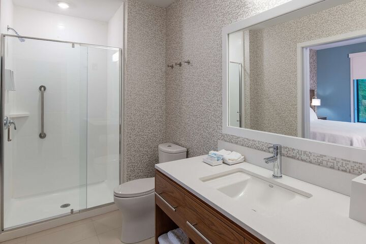 Room 15 of 29