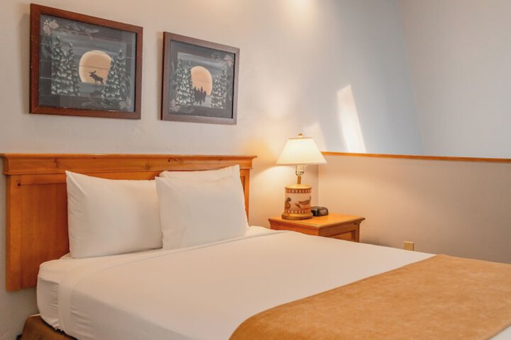 Legacy Vacation Resorts - Steamboat Hilltop