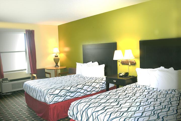 Room 8 of 13