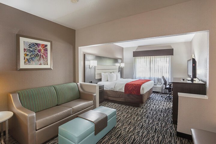 Room 18 of 43