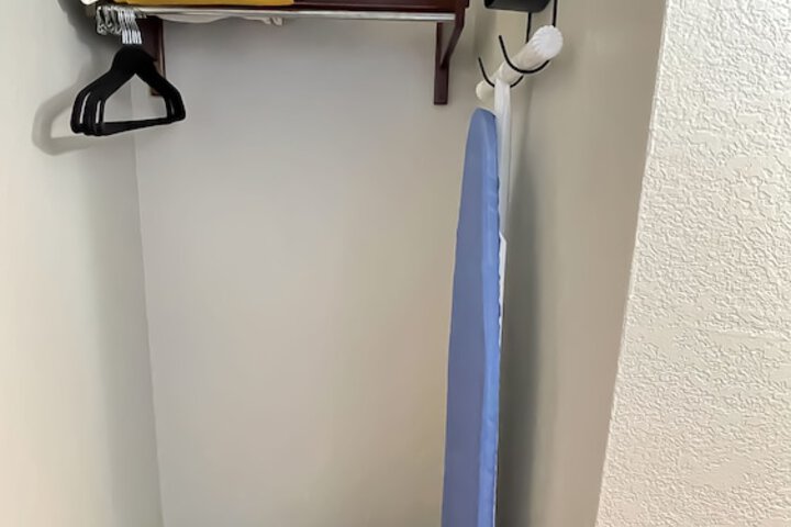 Room 16 of 29