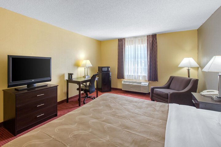 Room 36 of 40