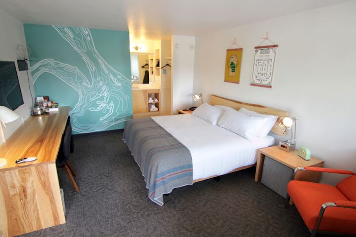 The Oxbow Hotel