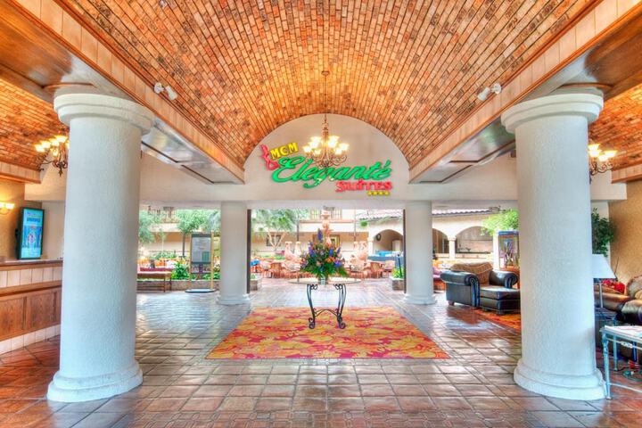 MCM Elegante Suites Abilene