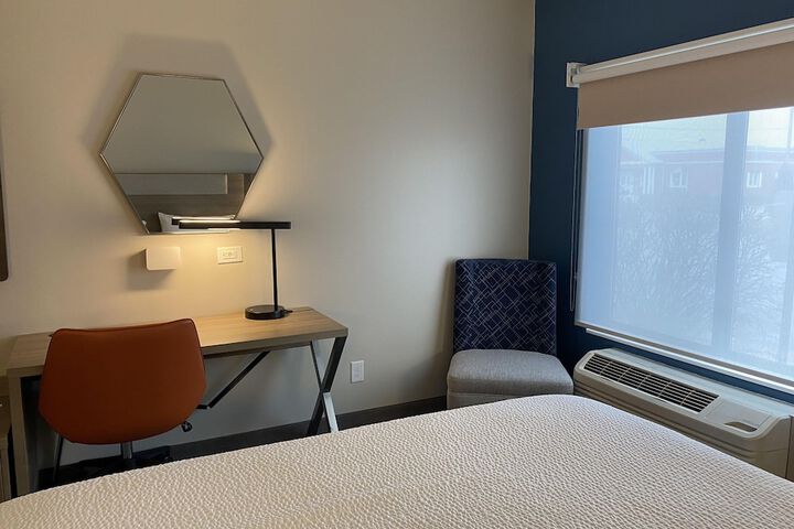 Room 28 of 55