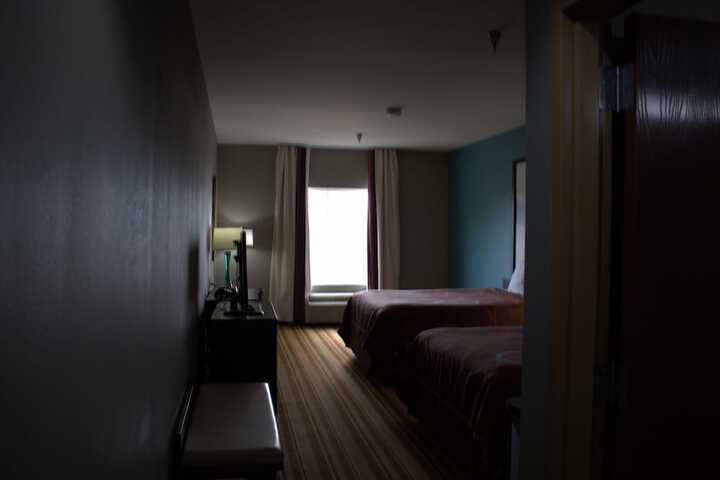 Room 5 of 23
