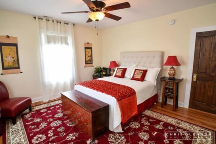 Room 16 of 35