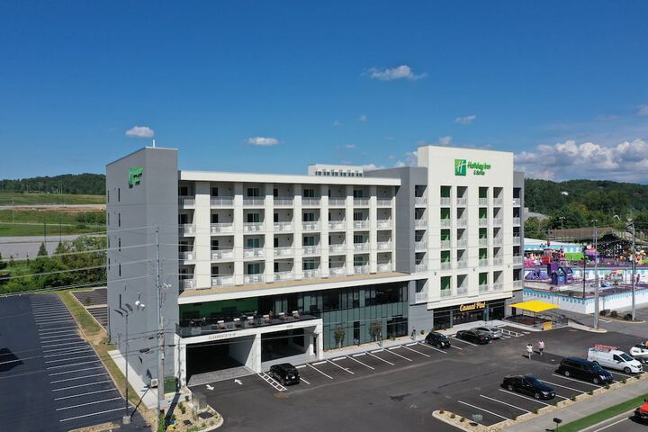 Hotel 1 of 107
