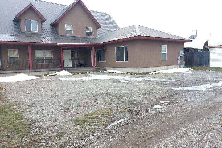 Cedars Motel