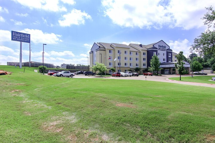 Hotel 4 of 57