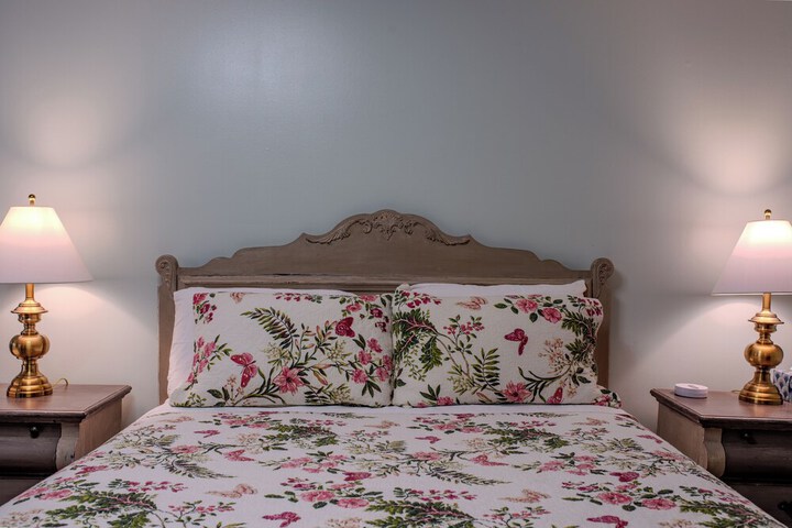 McKinley Edwards Inn