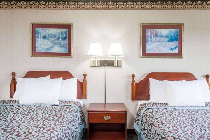 Room 12 of 20