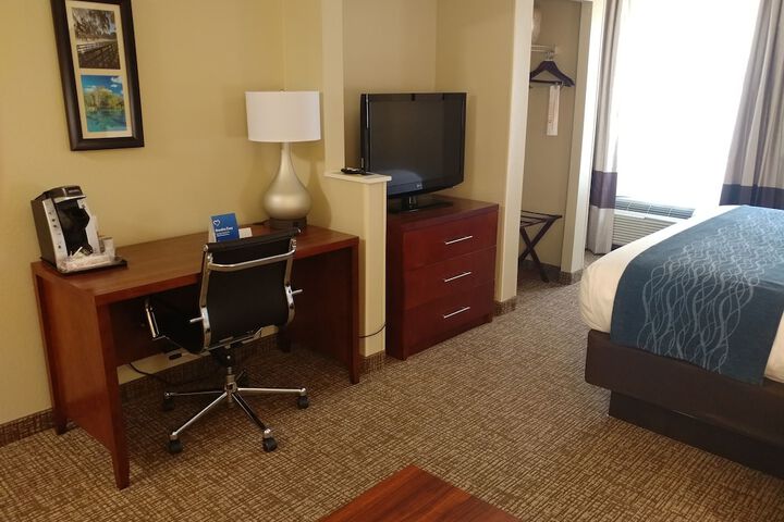 Room 16 of 36