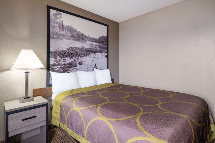 Room 20 of 27