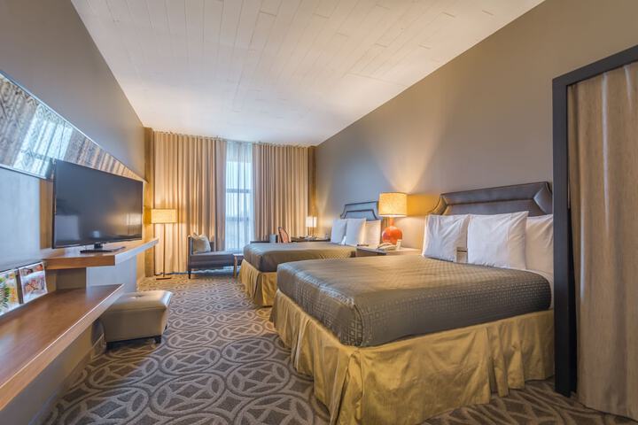 Proximity Hotel