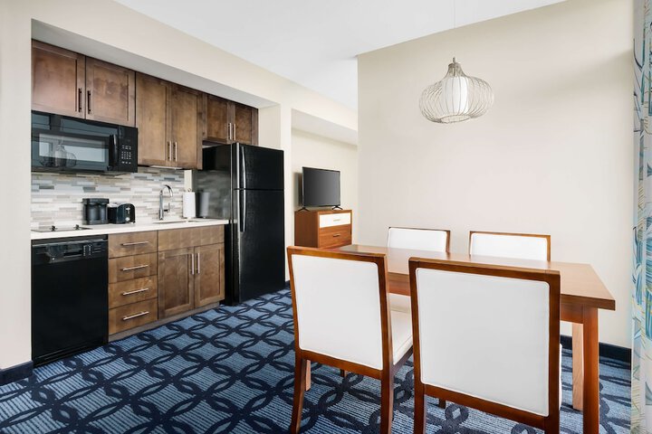 Room 15 of 47