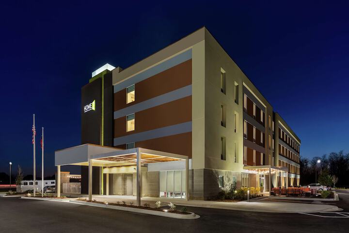 Hotel 2 of 28