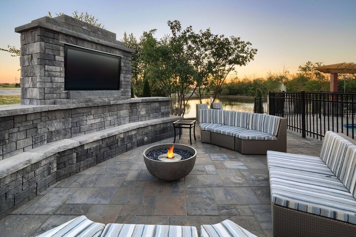 Terrace/Patio 44 of 45
