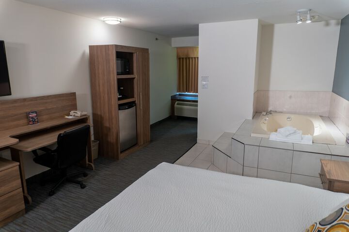 Room 54 of 77