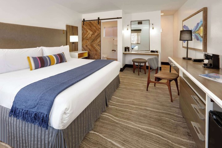 Hotel Becket BW Signature Collection