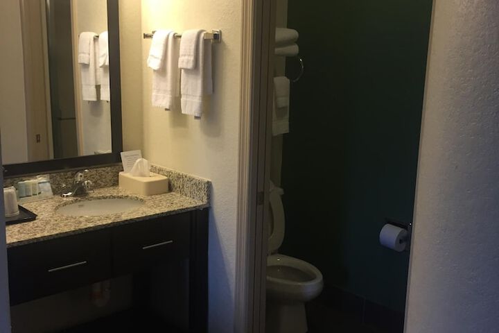 Room 29 of 39