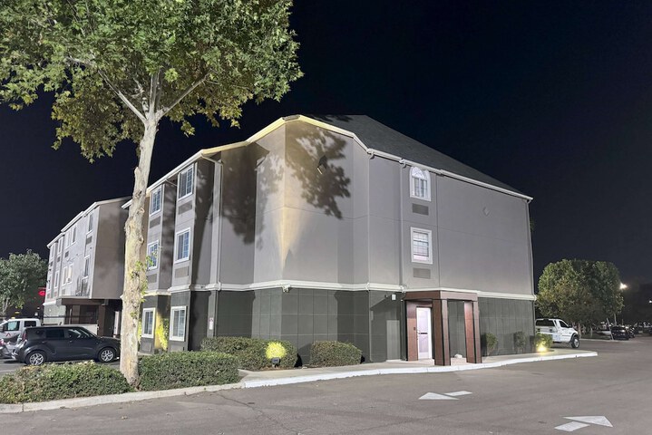 Hotel 11 of 34