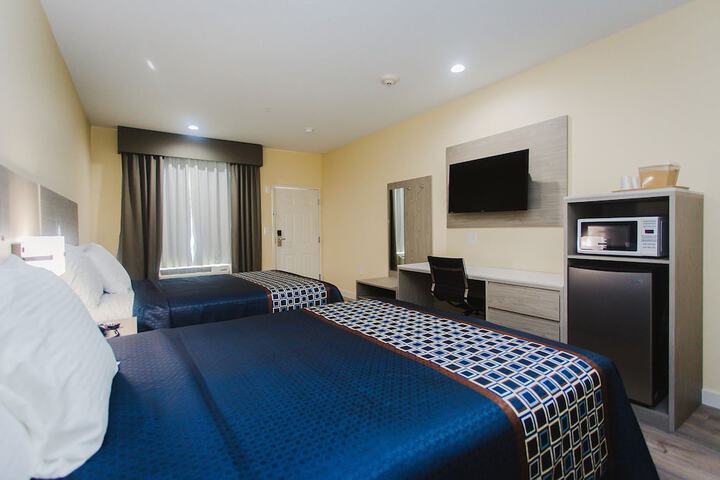 Room 44 of 49