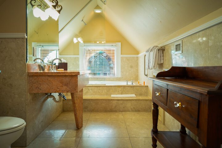 Southernmost House - Adult Exclusive