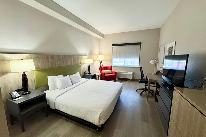 Country Inn & Suites by Radisson Port Charlotte, FL