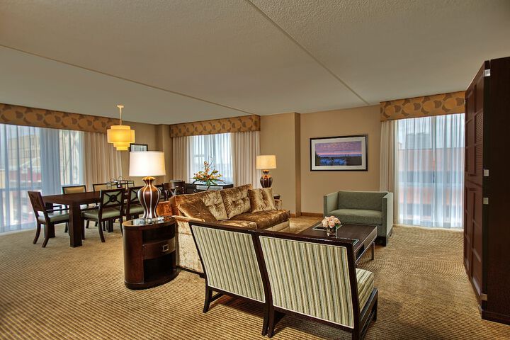Room 13 of 19