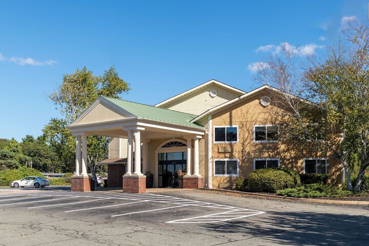 Best Western The Inn at Sharon / Foxboro