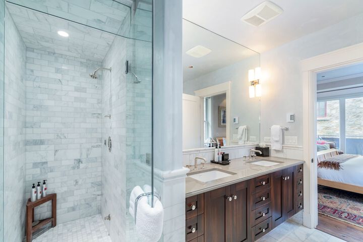 Element 52 Auberge Collection