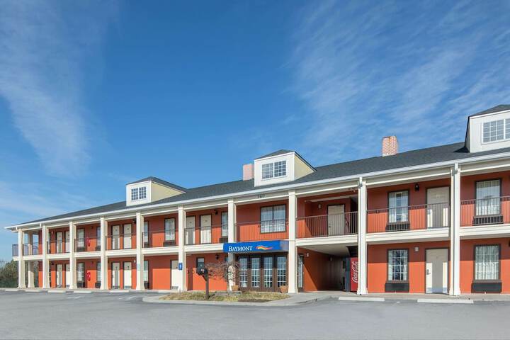 Hotel 2 of 18