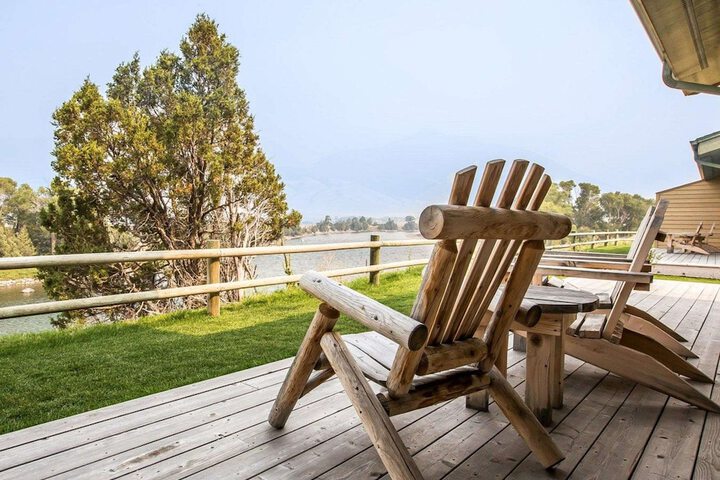 Yellowstone Valley Lodge an Ascend Collection Hotel