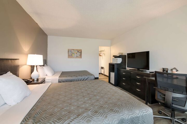 Room 16 of 27