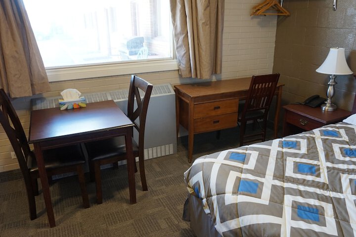 Room 14 of 21