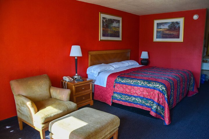 Room 36 of 46